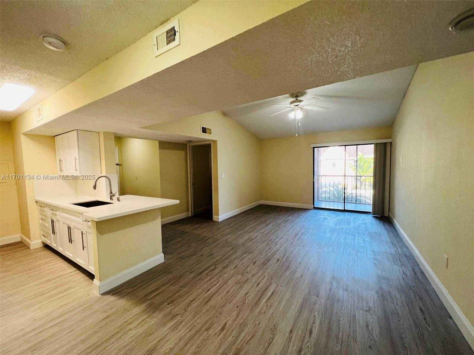 Small Image of 10670 SOUTH WEST 156 PL #304, Miami Number 7