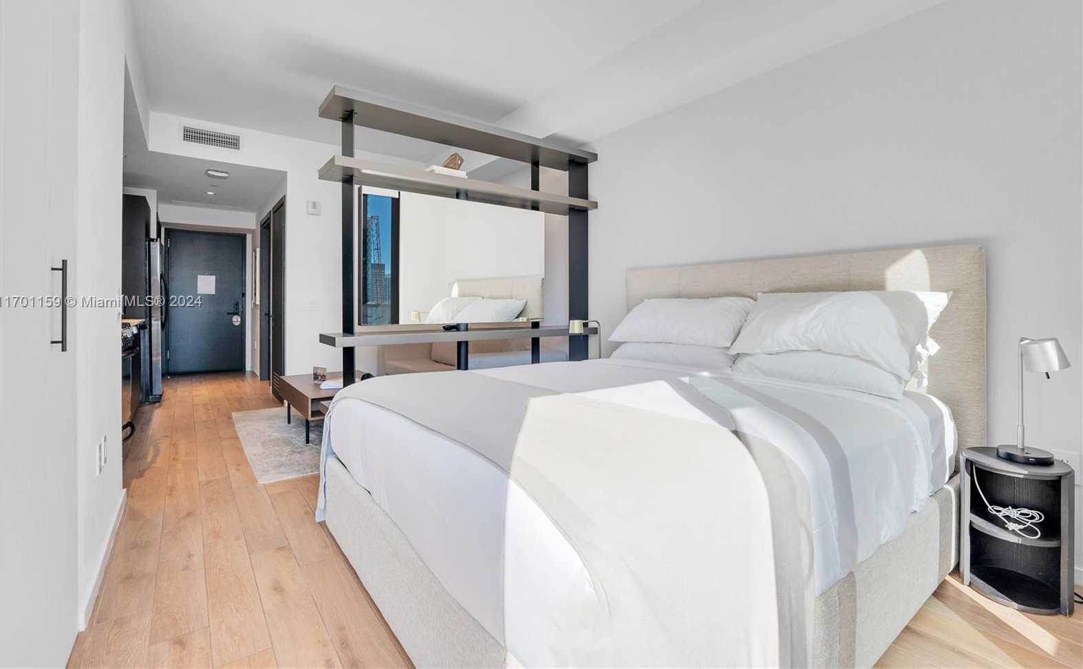 Small Image of 398 NORTH EAST 5TH ST #2212, Miami Number 18