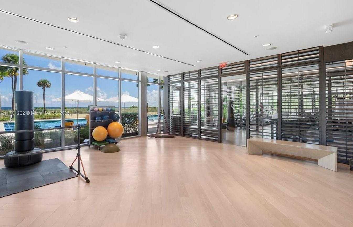 Small Image of 350 OCEAN DR #305N, Key Biscayne Number 37