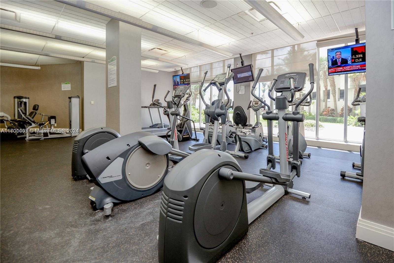Small Image of 3801 SOUTH OCEAN DR #15A, Hollywood Number 26