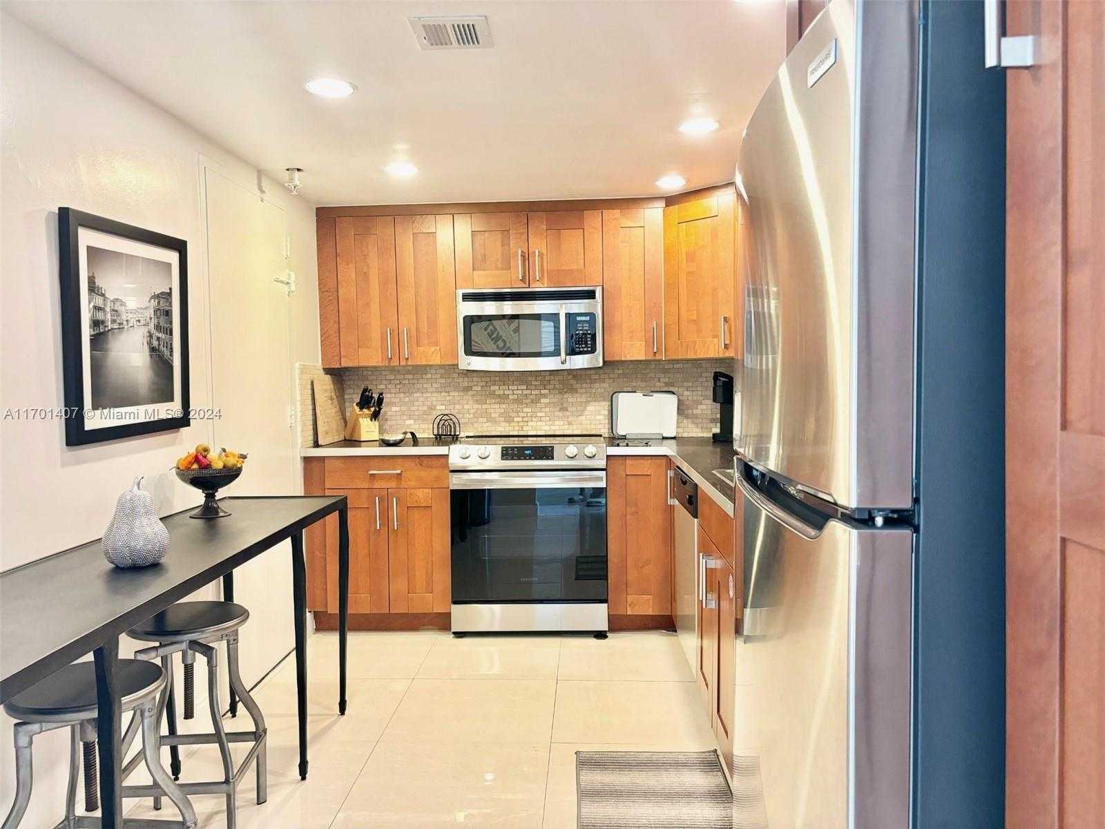 Small Image of 3801 SOUTH OCEAN DR #15A, Hollywood Number 3
