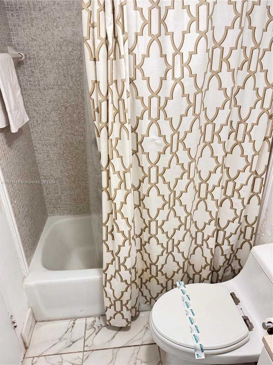 Small Image of 3901 SOUTH OCEAN DR #3Y, Hollywood Number 17
