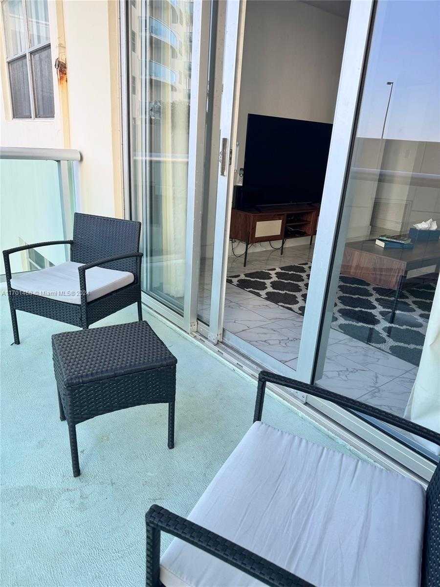 Small Image of 3901 SOUTH OCEAN DR #3Y, Hollywood Number 21