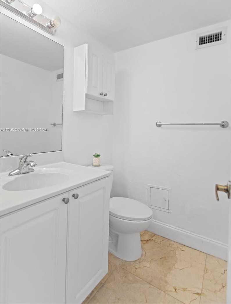 Small Image of 2501 SOUTH OCEAN DR #1239, Hollywood Number 32