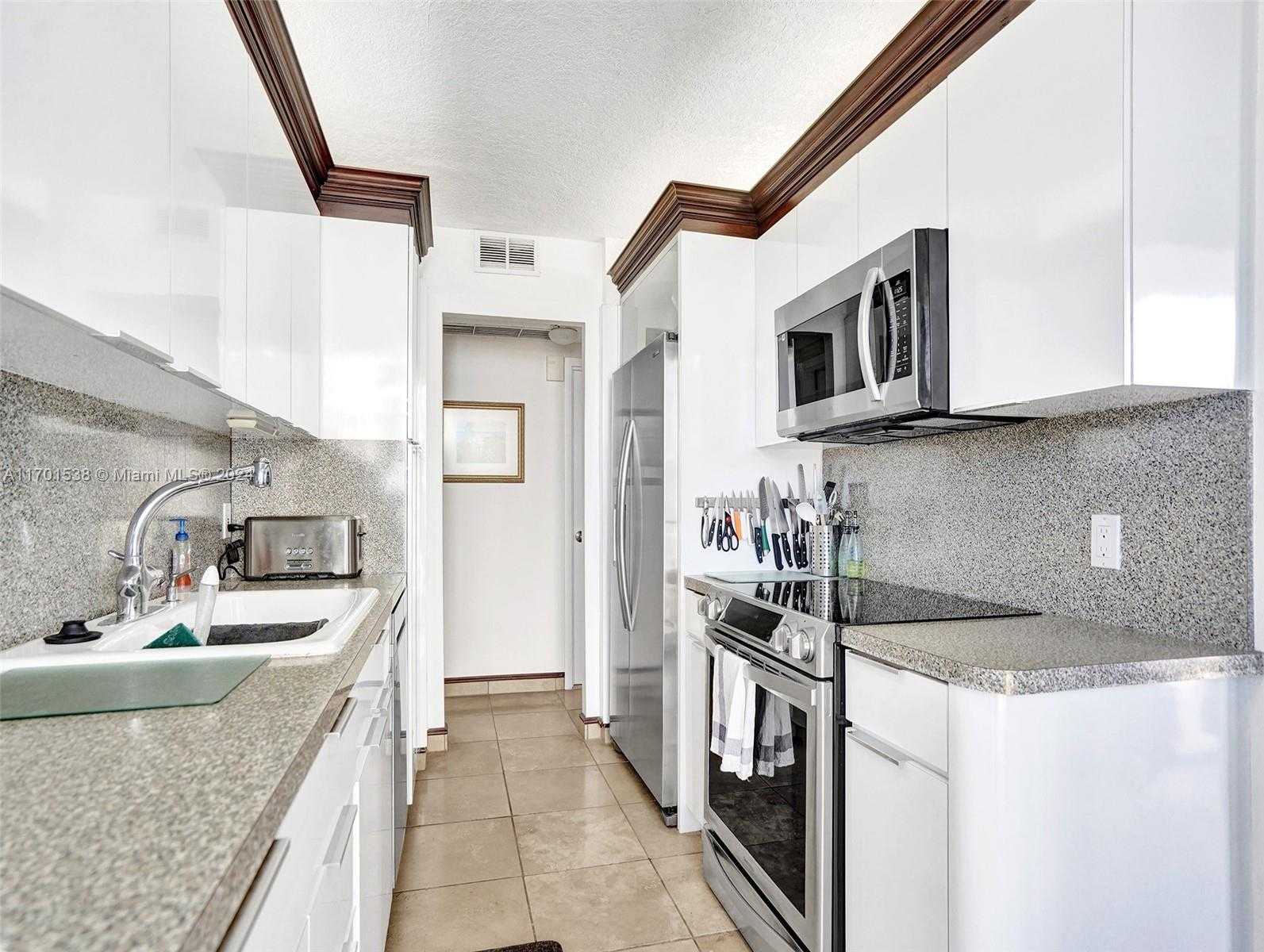 Small Image of 322 BUCHANAN ST #610, Hollywood Number 16