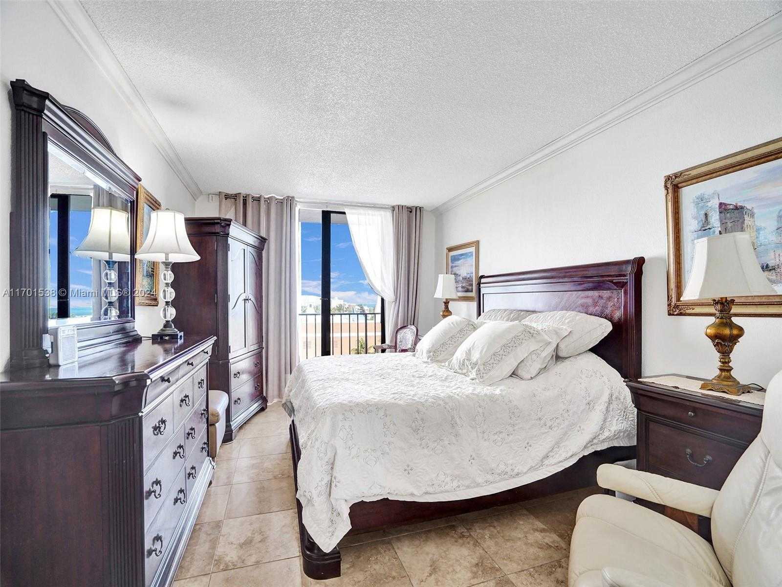 Small Image of 322 BUCHANAN ST #610, Hollywood Number 4