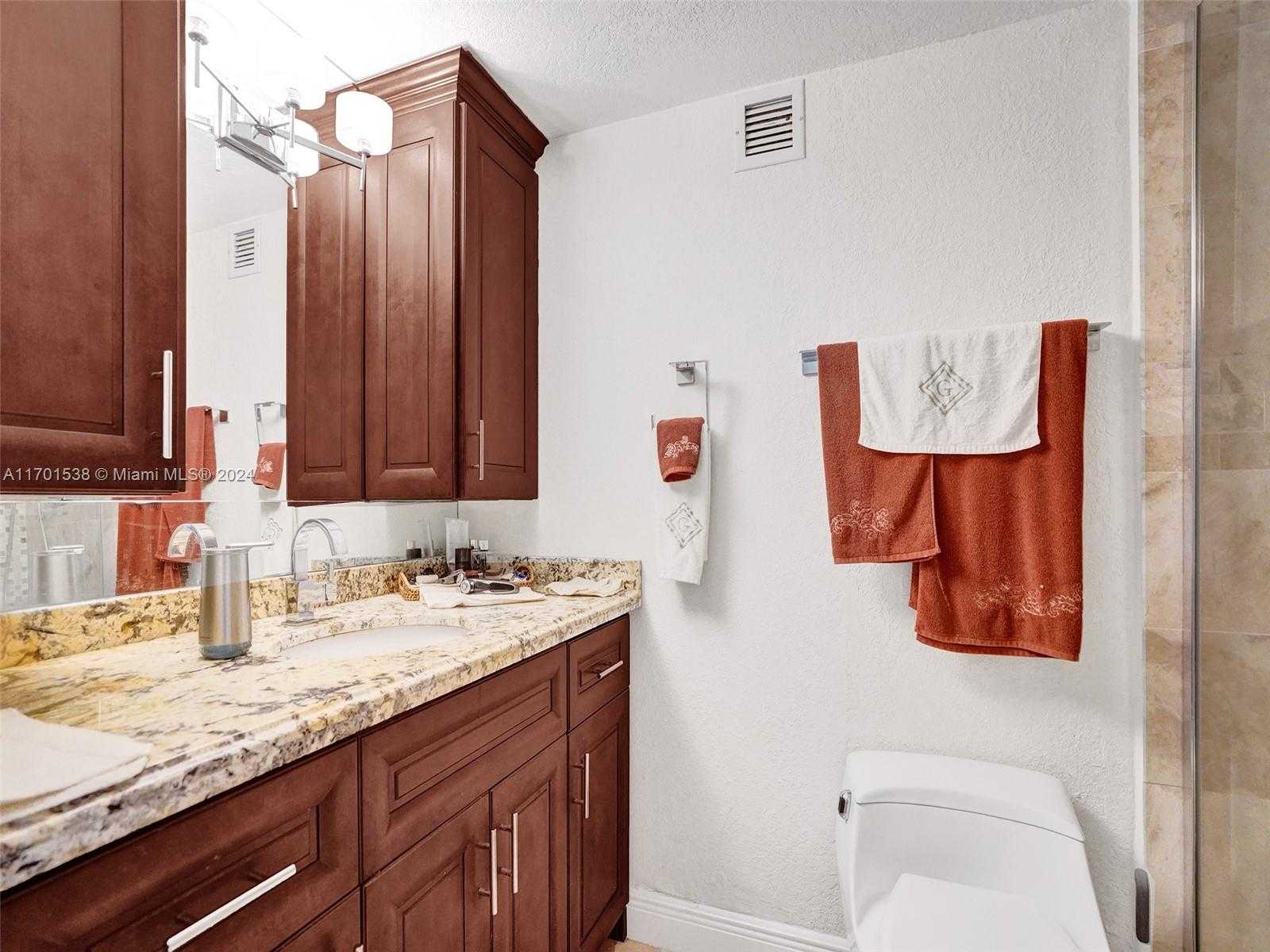 Small Image of 322 BUCHANAN ST #610, Hollywood Number 6