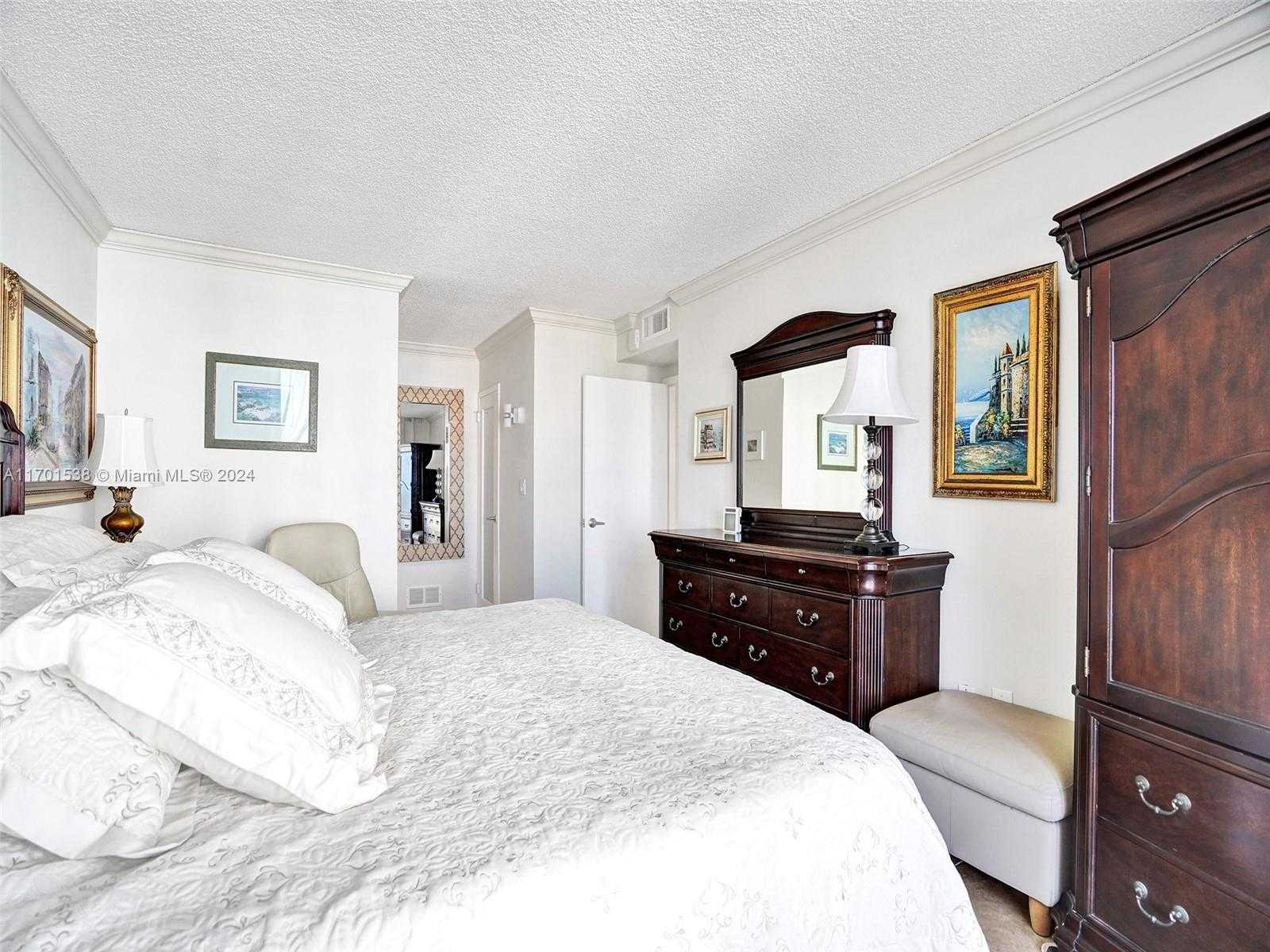 Small Image of 322 BUCHANAN ST #610, Hollywood Number 7