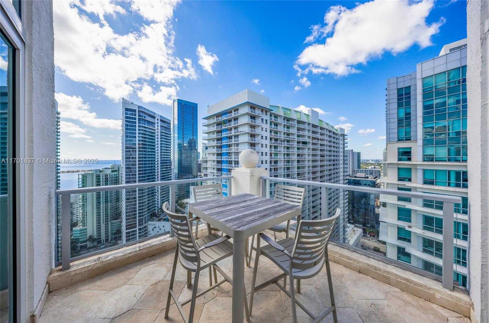 Small Image of 1155 BRICKELL BAY DR #PH201, Miami Number 26
