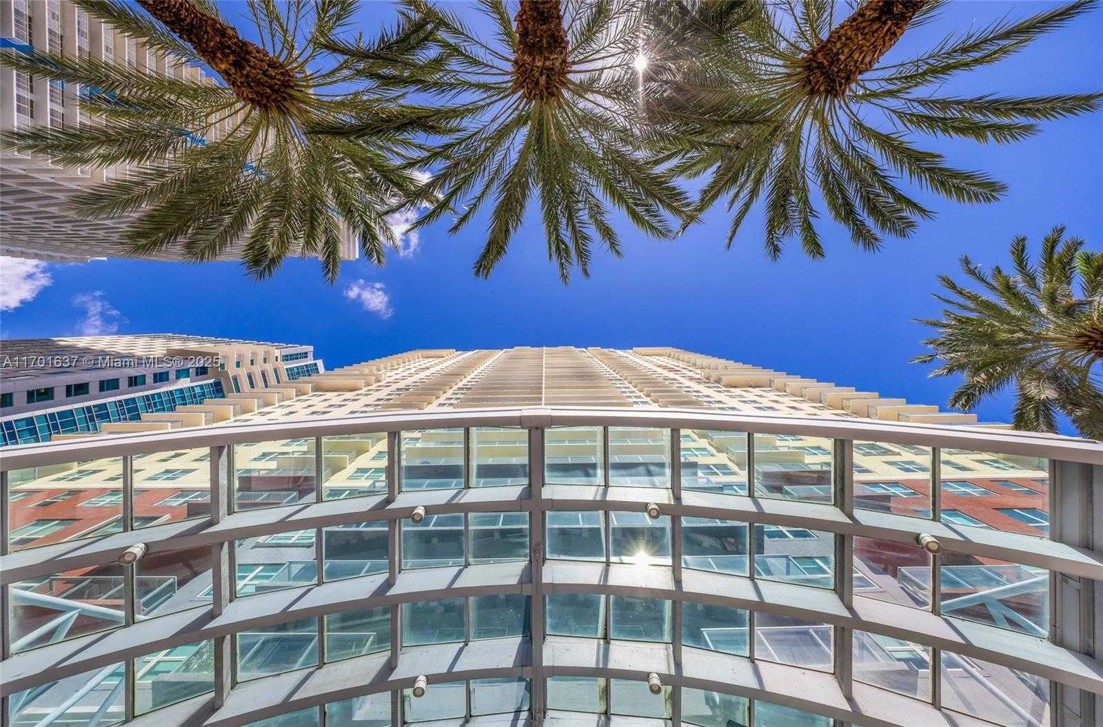 Small Image of 1155 BRICKELL BAY DR #PH201, Miami Number 40