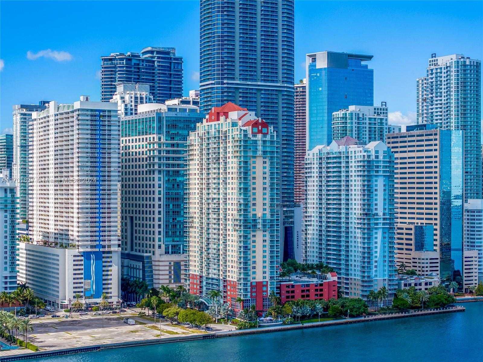 Small Image of 1155 BRICKELL BAY DR #PH201, Miami Number 52