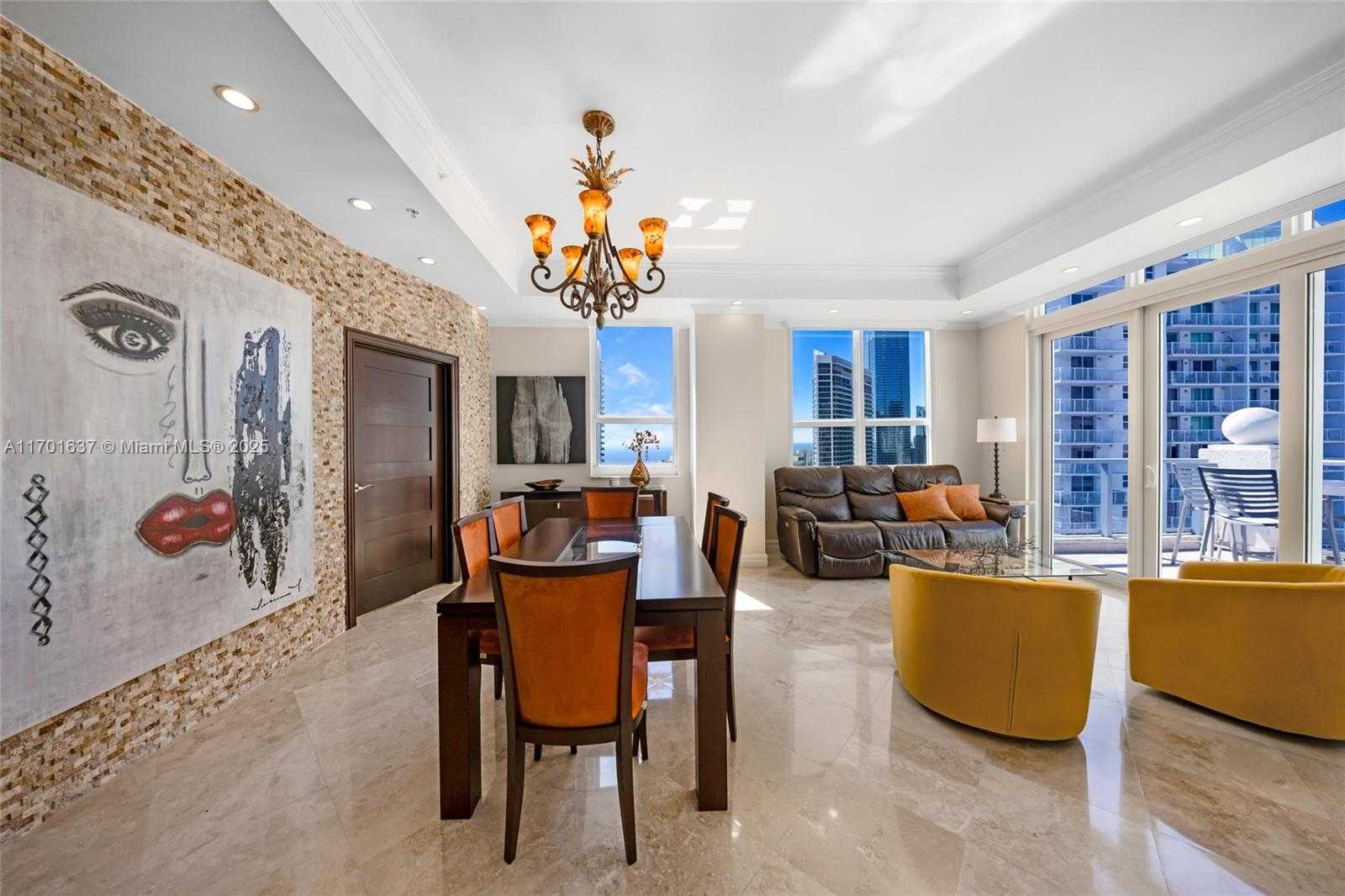 Small Image of 1155 BRICKELL BAY DR #PH201, Miami Number 7