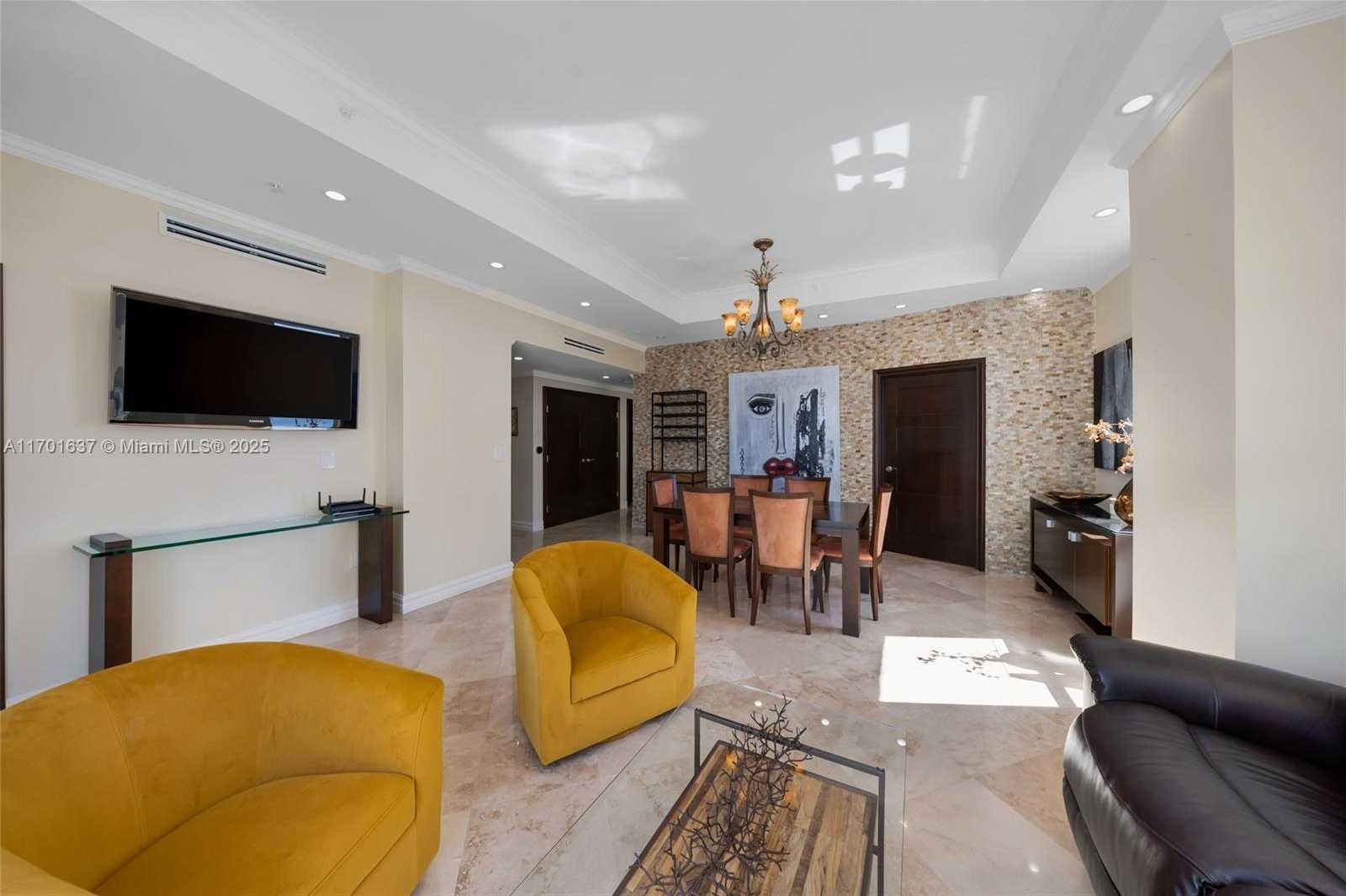 Small Image of 1155 BRICKELL BAY DR #PH201, Miami Number 8