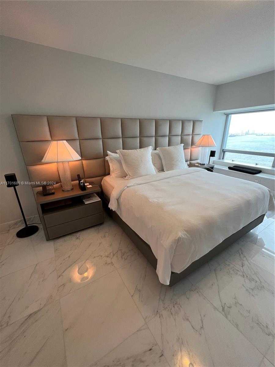 Small Image of 1435 BRICKELL AVE #3307, Miami Number 15