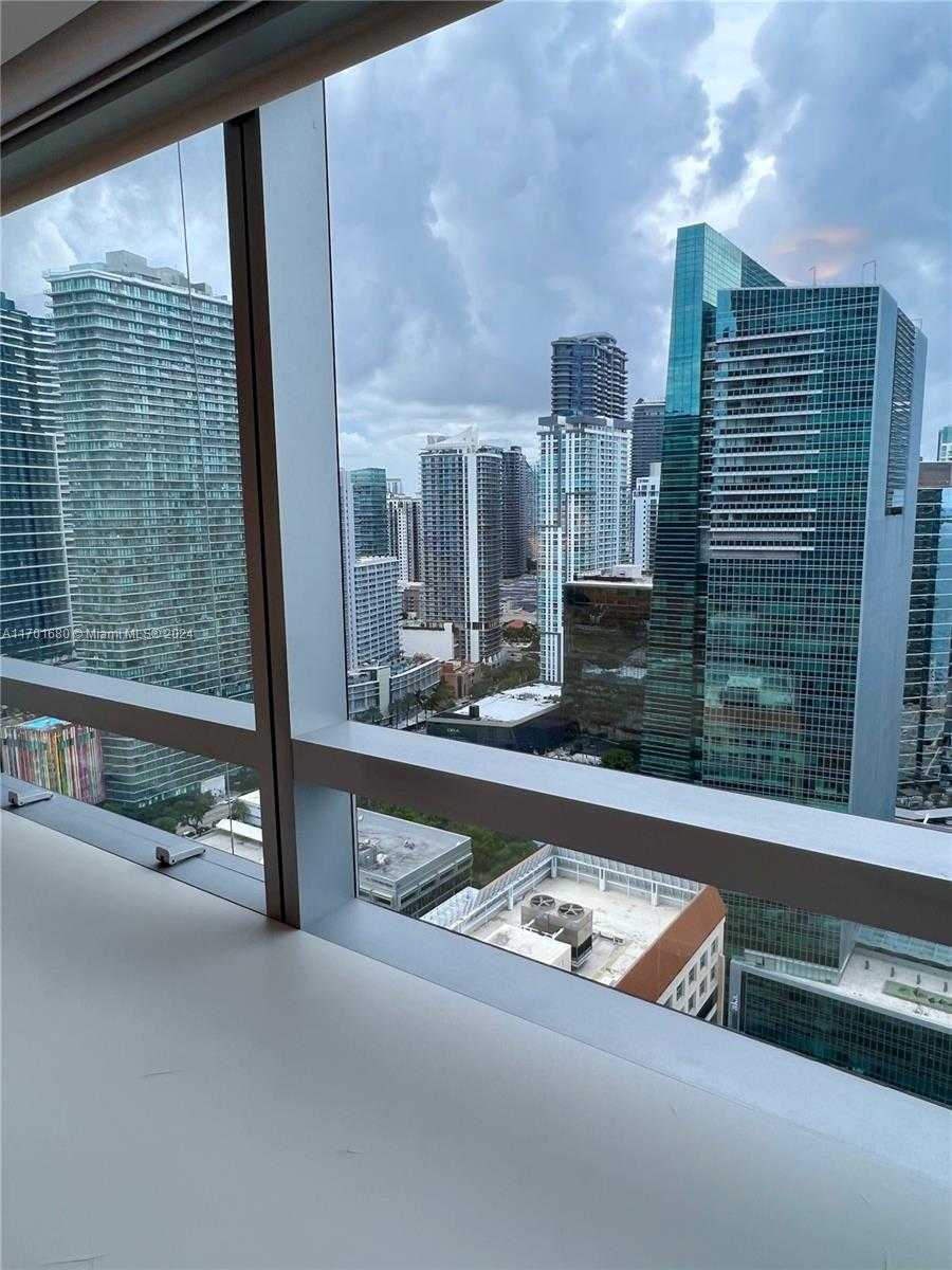 Small Image of 1435 BRICKELL AVE #3307, Miami Number 36