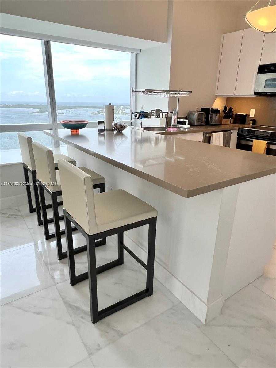 Small Image of 1435 BRICKELL AVE #3307, Miami Number 40