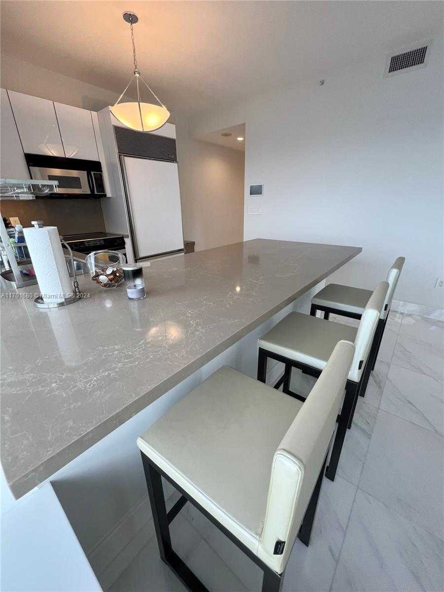Small Image of 1435 BRICKELL AVE #3307, Miami Number 47