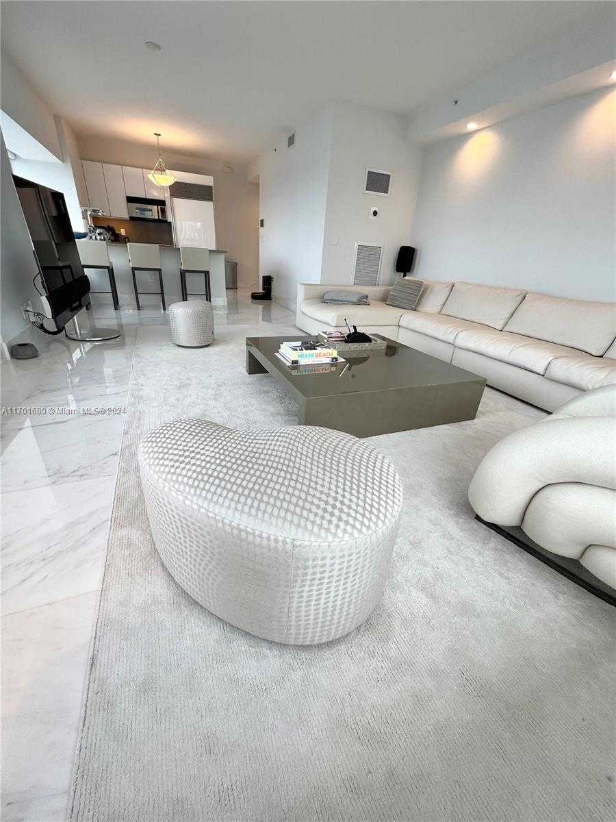 Small Image of 1435 BRICKELL AVE #3307, Miami Number 56
