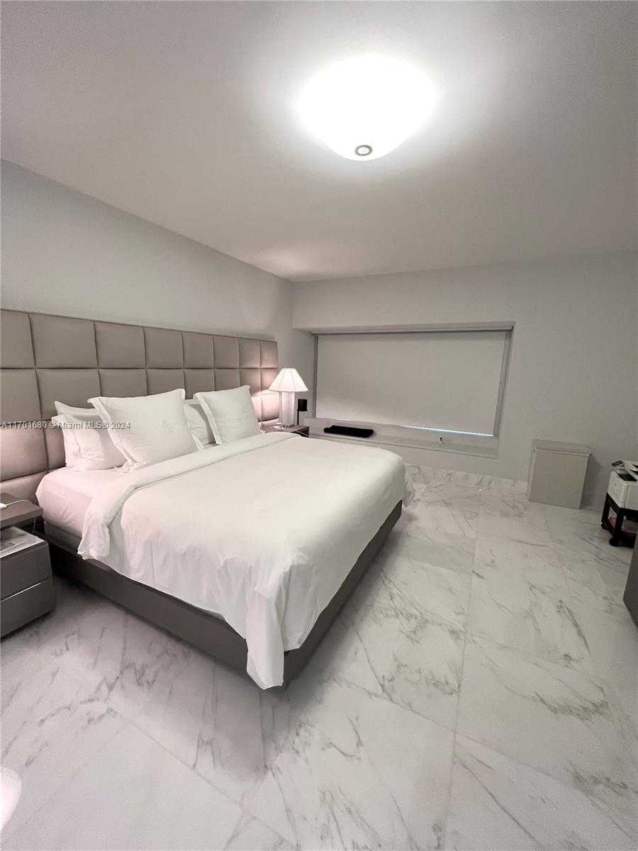 Small Image of 1435 BRICKELL AVE #3307, Miami Number 61