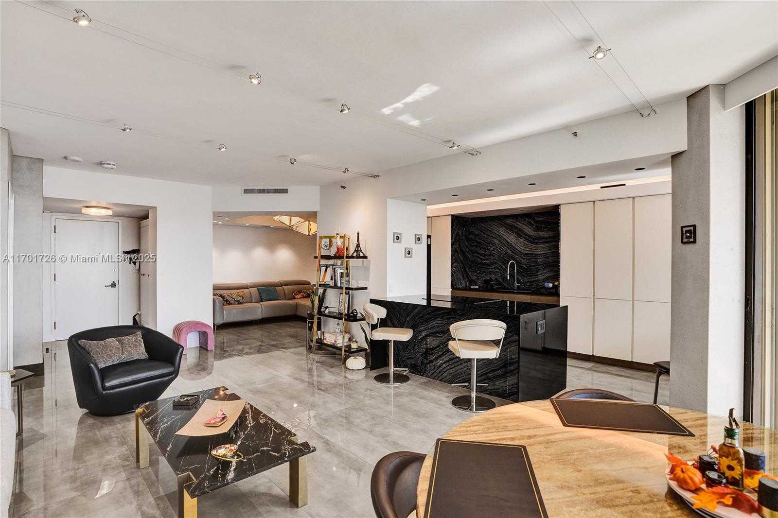 Small Image of 20191 EAST COUNTRY CLUB DR #2310, Aventura Number 10