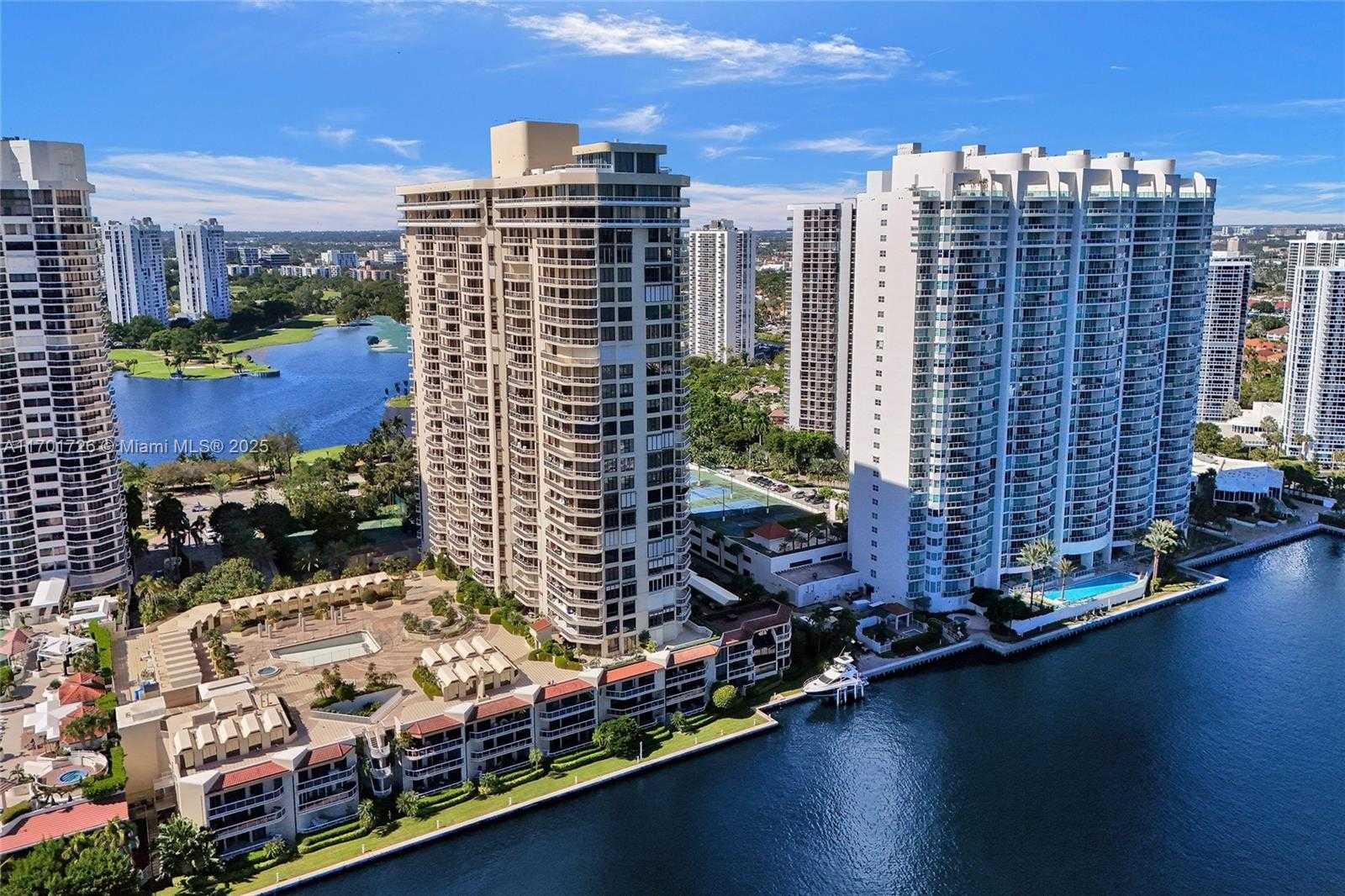 Small Image of 20191 EAST COUNTRY CLUB DR #2310, Aventura Number 3