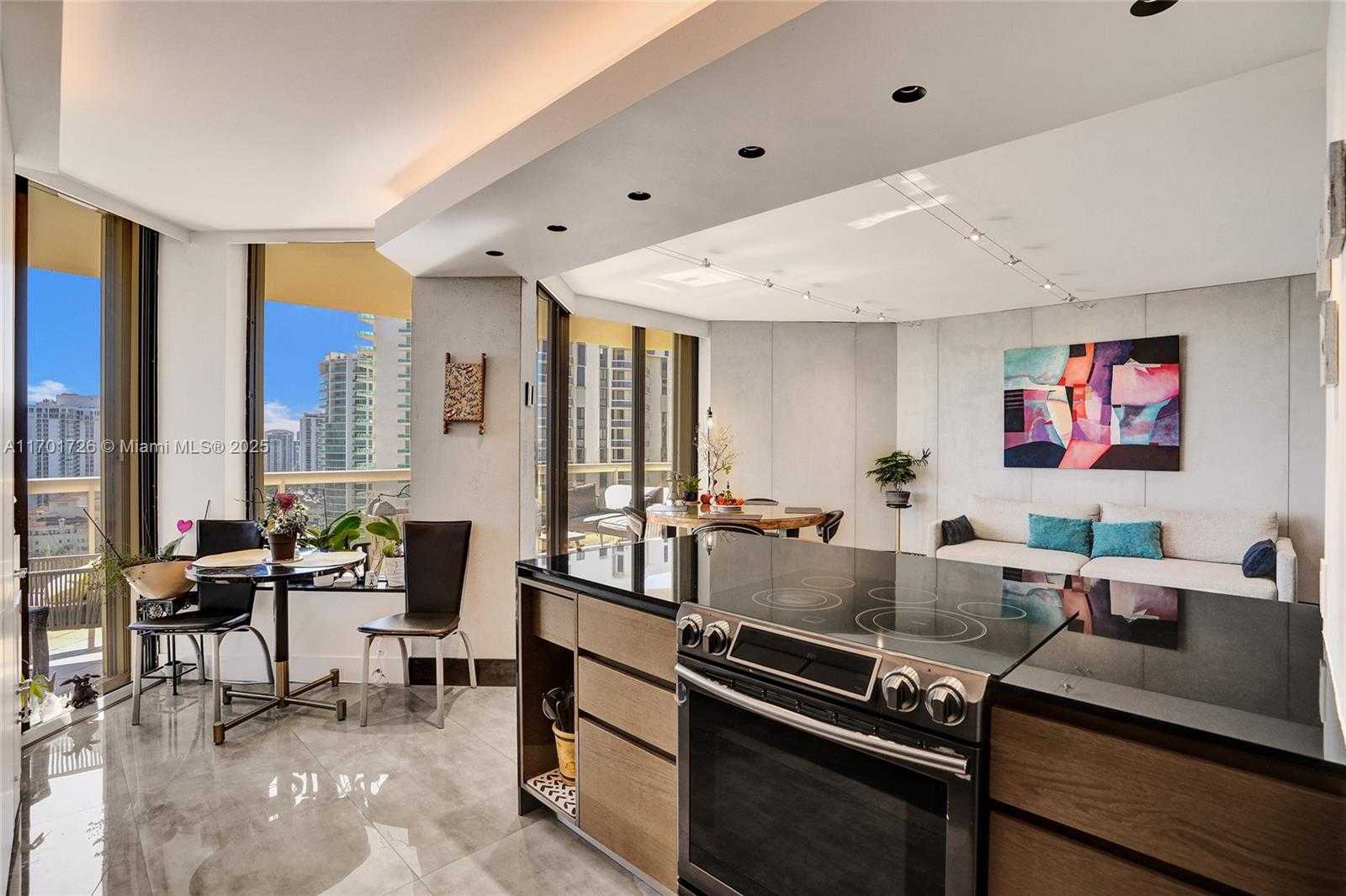 Small Image of 20191 EAST COUNTRY CLUB DR #2310, Aventura Number 8