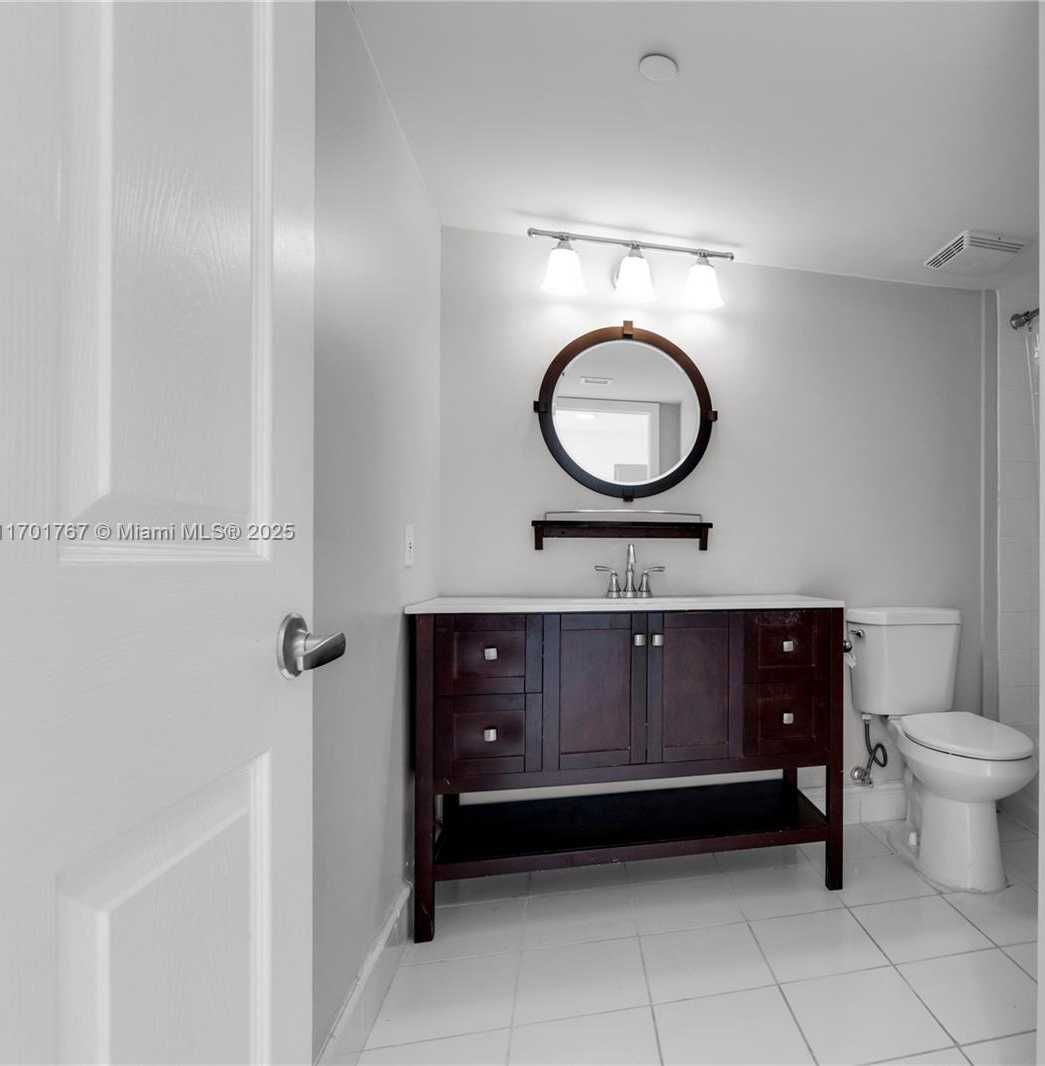 Small Image of 3000 CORAL WAY #1502, Miami Number 12