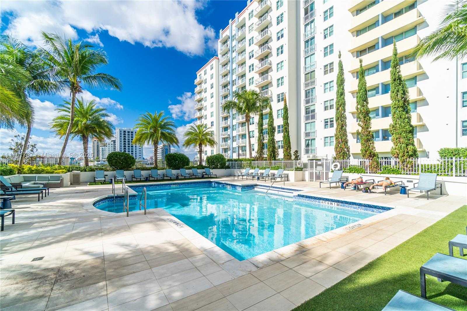 Small Image of 3000 CORAL WAY #1502, Miami Number 22