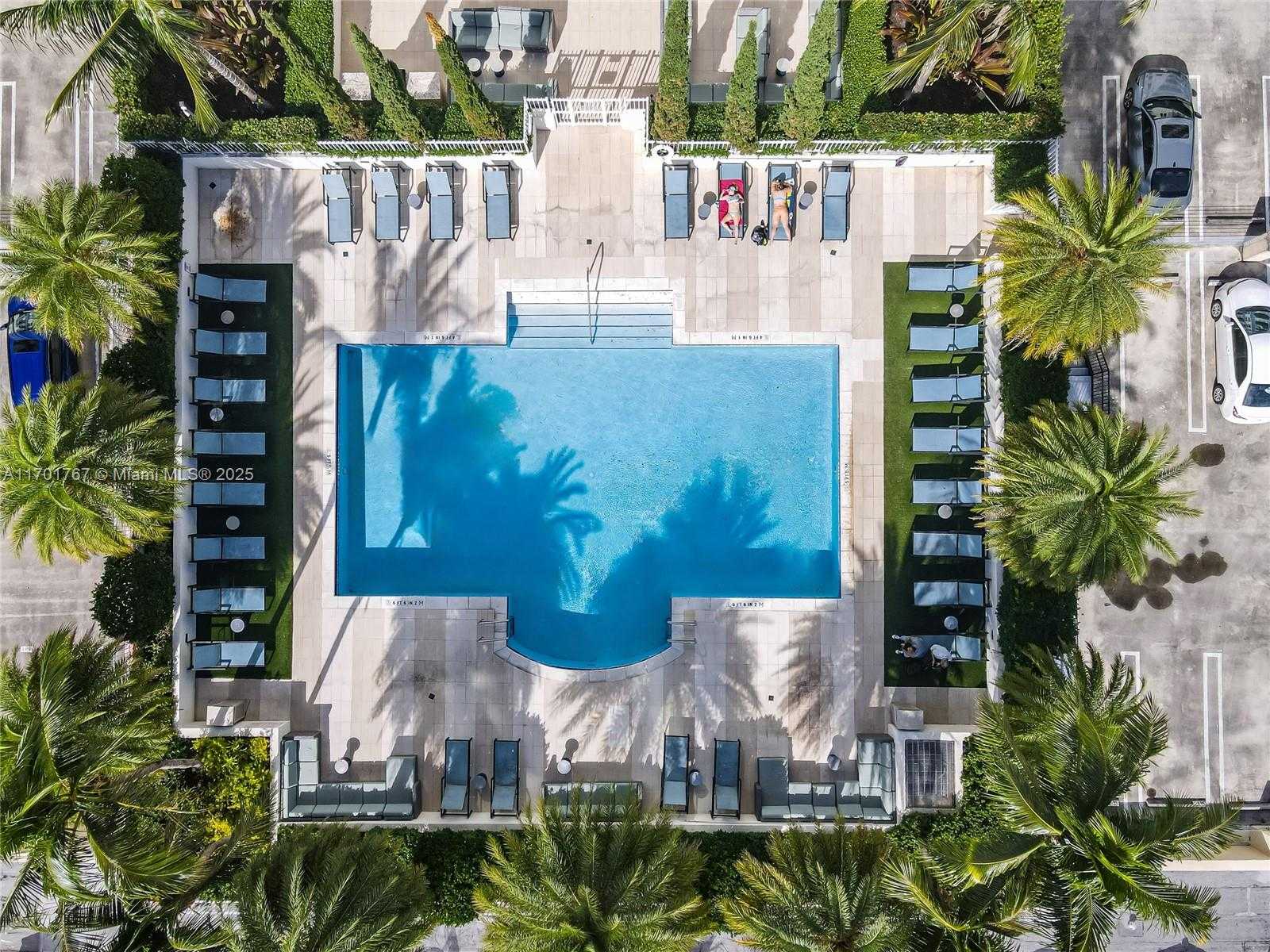 Small Image of 3000 CORAL WAY #1502, Miami Number 23