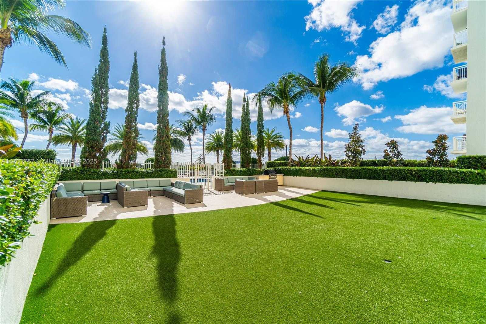 Small Image of 3000 CORAL WAY #1502, Miami Number 24