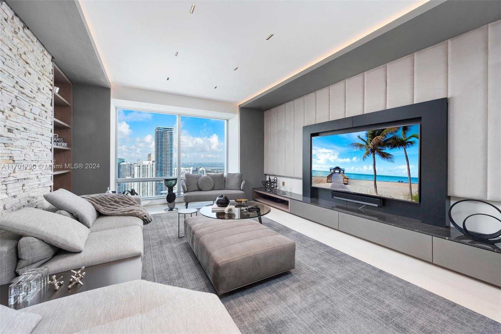 Small Image of 1425 BRICKELL AVE #59E, Miami Number 11
