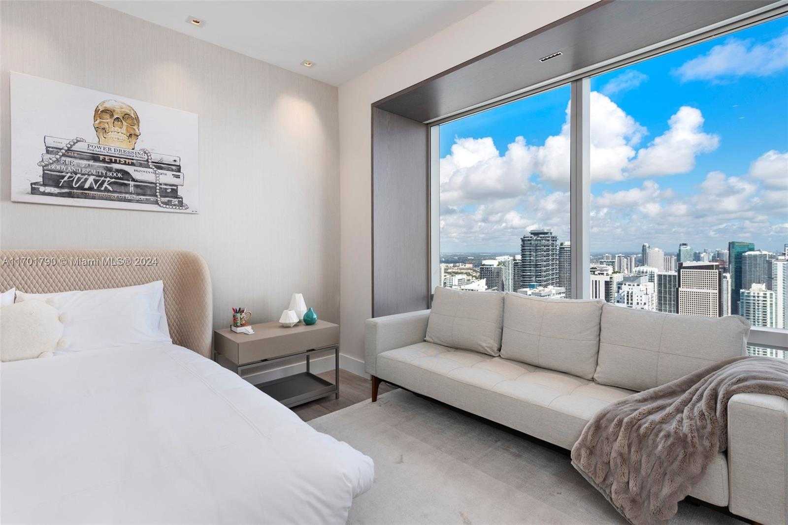 Small Image of 1425 BRICKELL AVE #59E, Miami Number 20