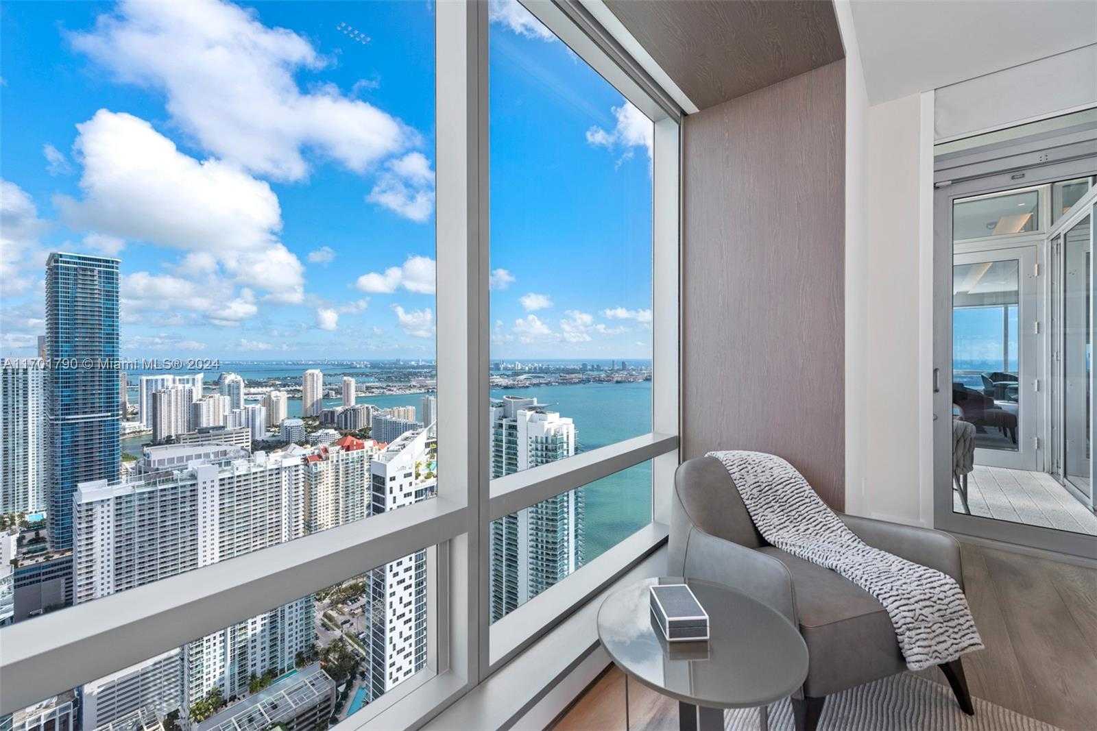 Small Image of 1425 BRICKELL AVE #59E, Miami Number 27