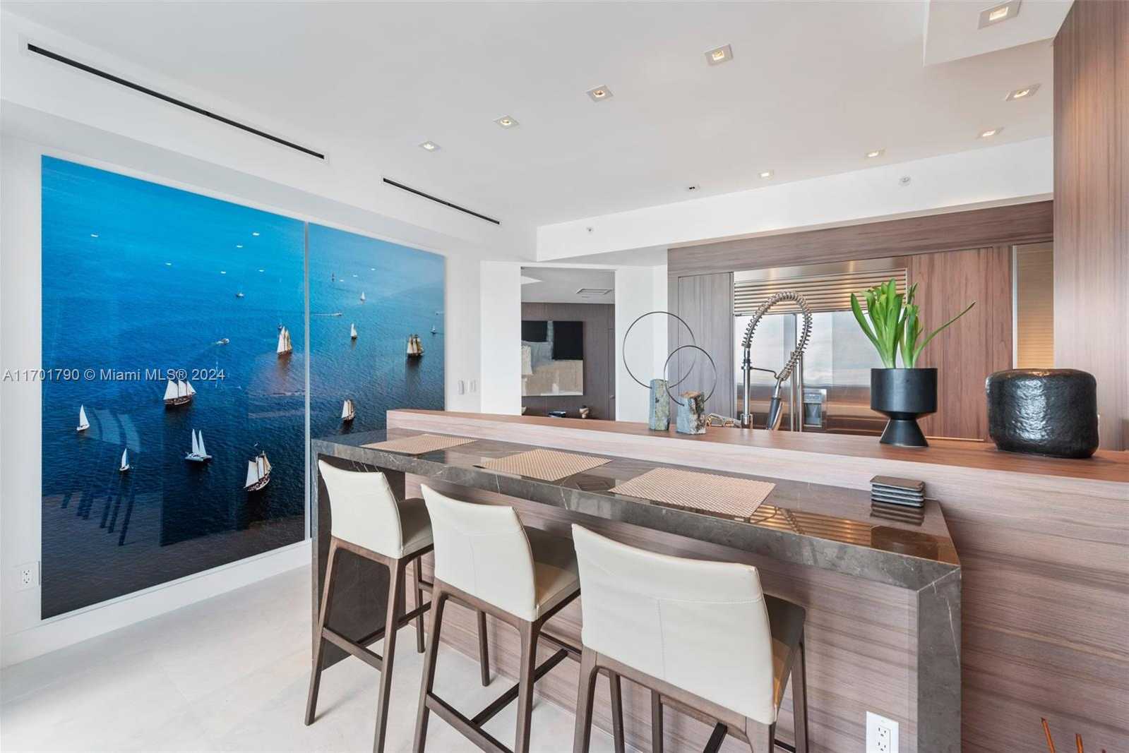 Small Image of 1425 BRICKELL AVE #59E, Miami Number 36