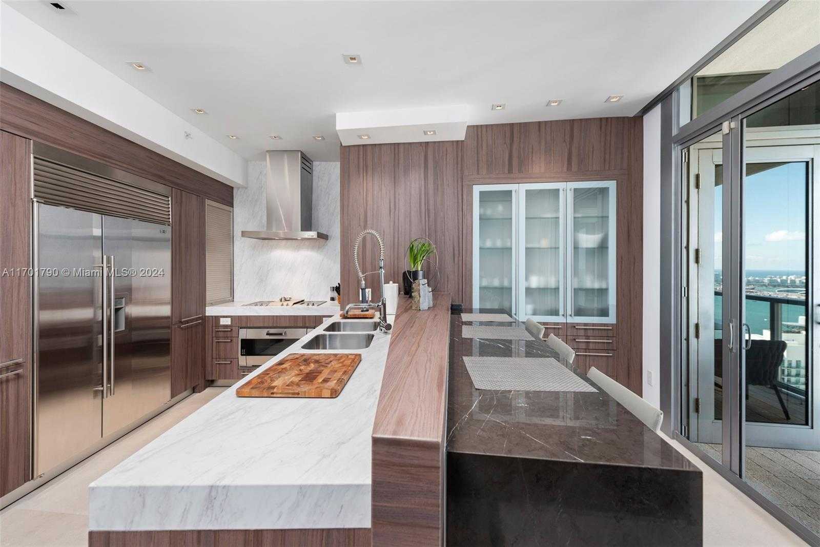 Small Image of 1425 BRICKELL AVE #59E, Miami Number 6