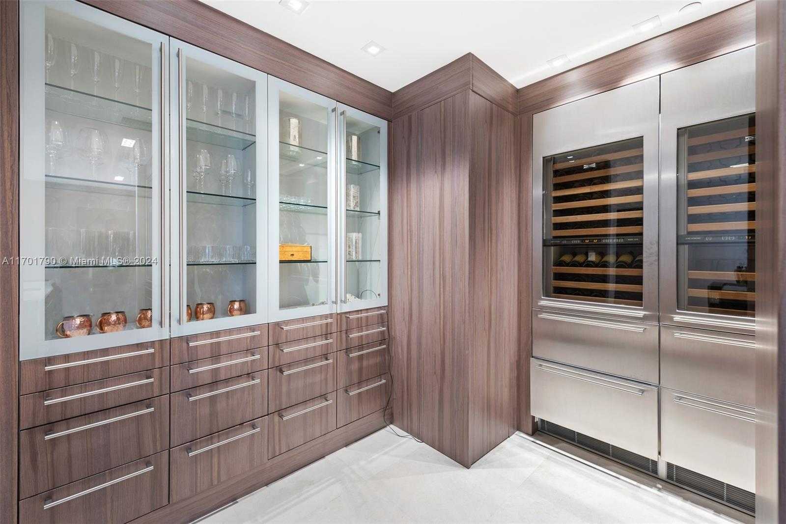 Small Image of 1425 BRICKELL AVE #59E, Miami Number 8