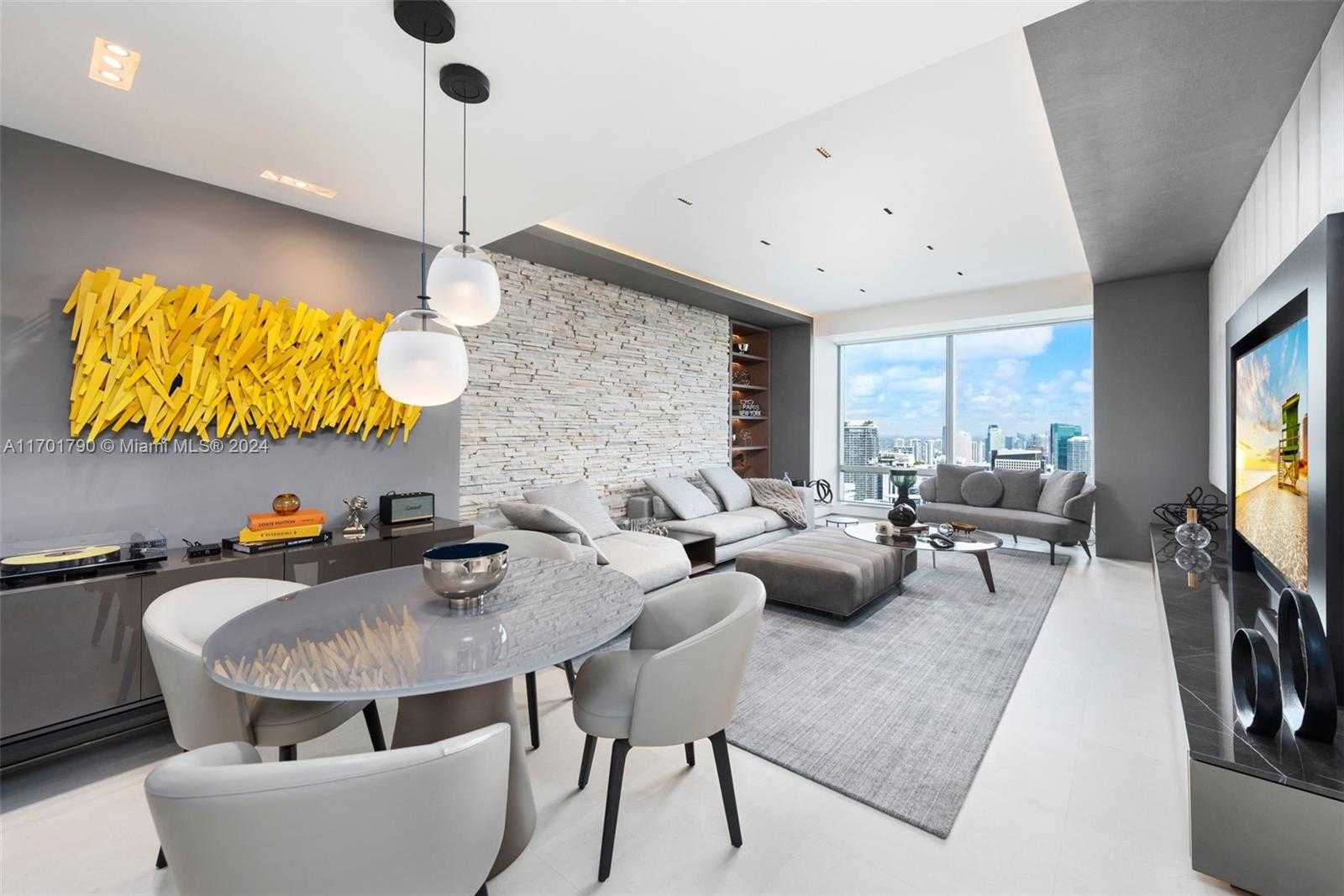 Small Image of 1425 BRICKELL AVE #59E, Miami Number 9
