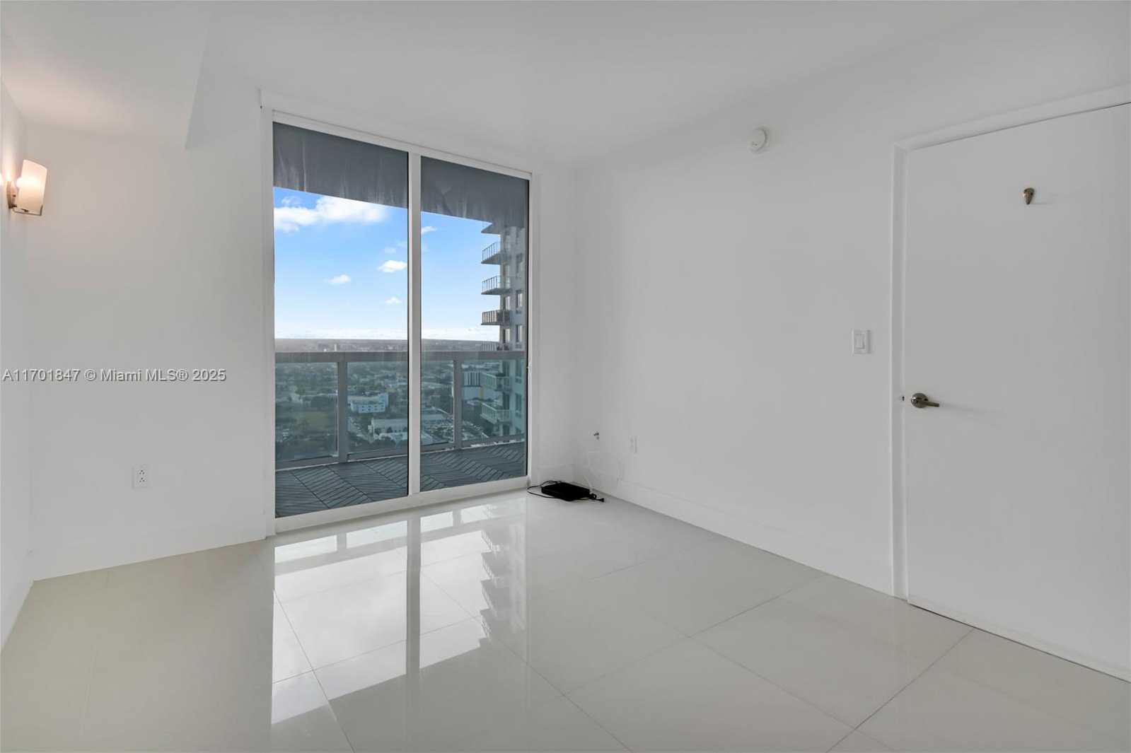 Small Image of 1800 NORTH BAYSHORE DR #3510, Miami Number 12
