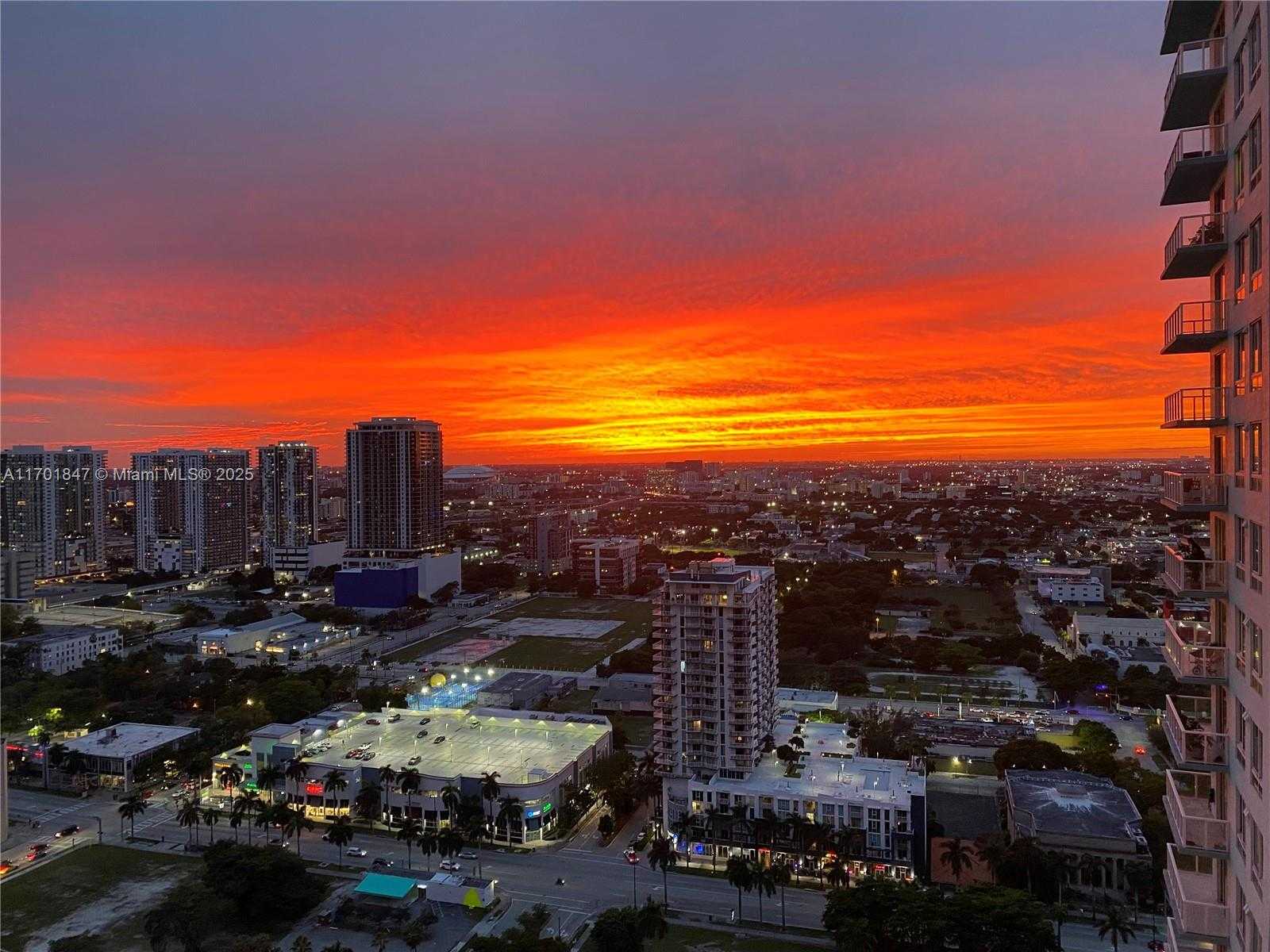 Small Image of 1800 NORTH BAYSHORE DR #3510, Miami Number 17