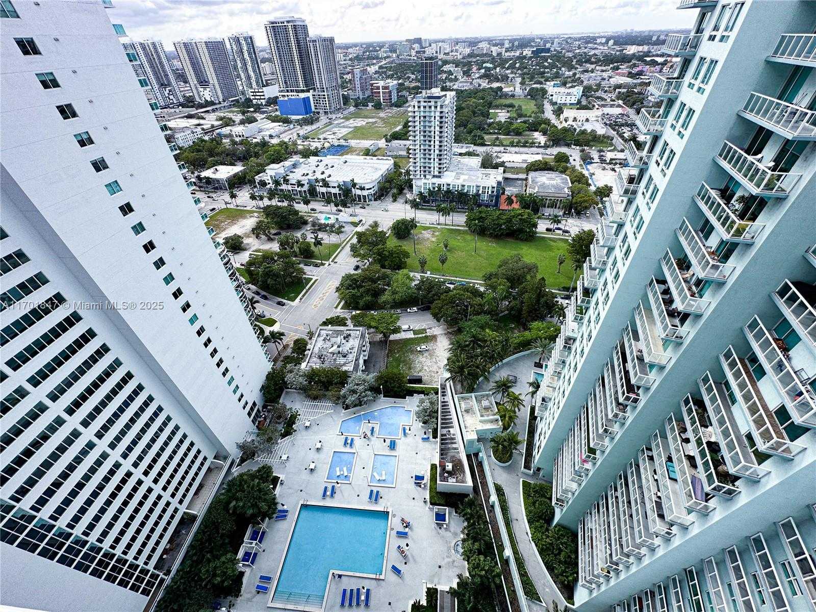 Small Image of 1800 NORTH BAYSHORE DR #3510, Miami Number 25