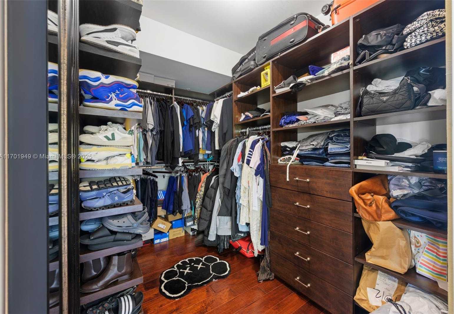 Small Image of 19400 TURNBERRY WAY #1012, Aventura Number 17