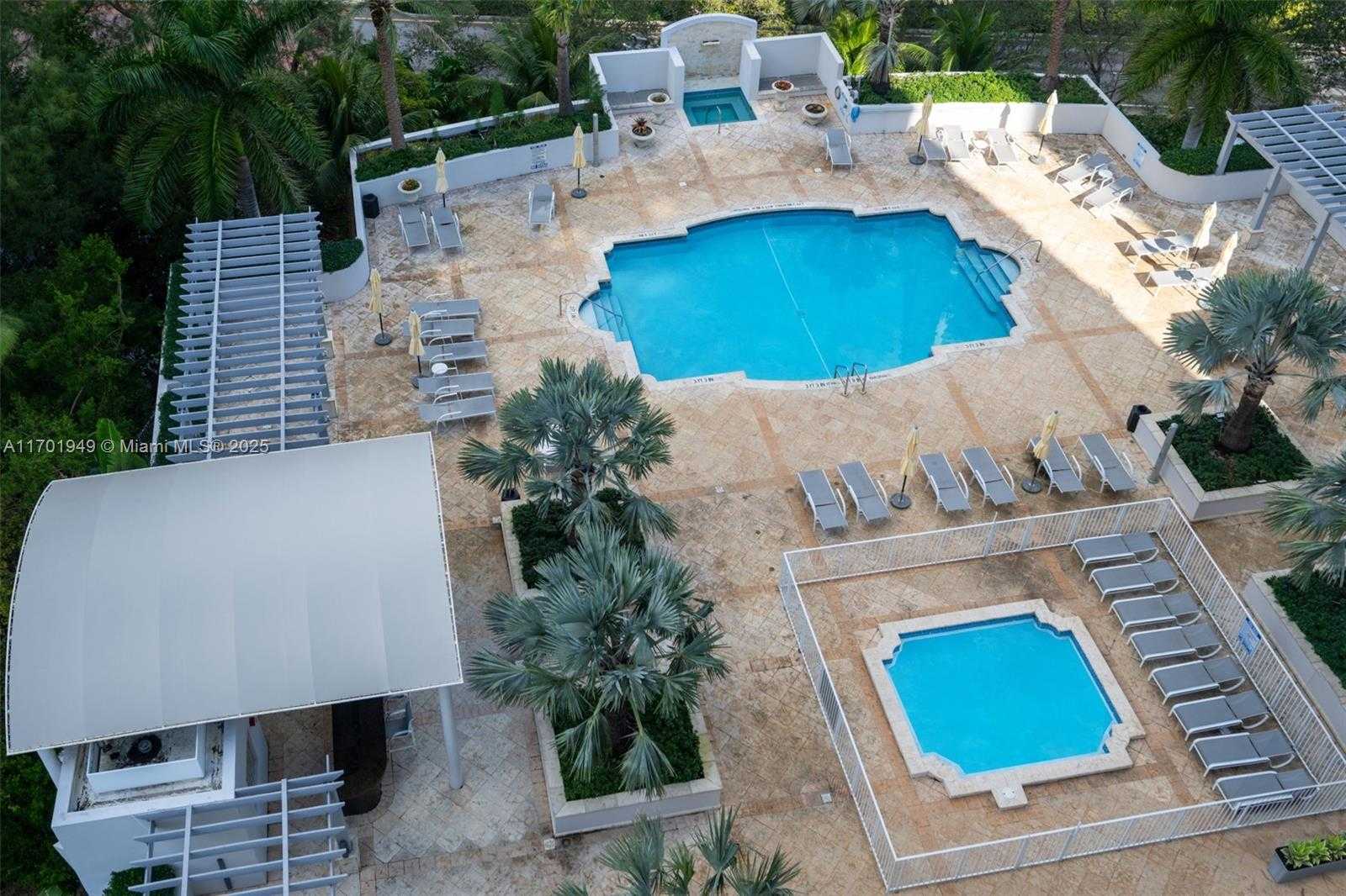 Small Image of 19400 TURNBERRY WAY #1012, Aventura Number 25
