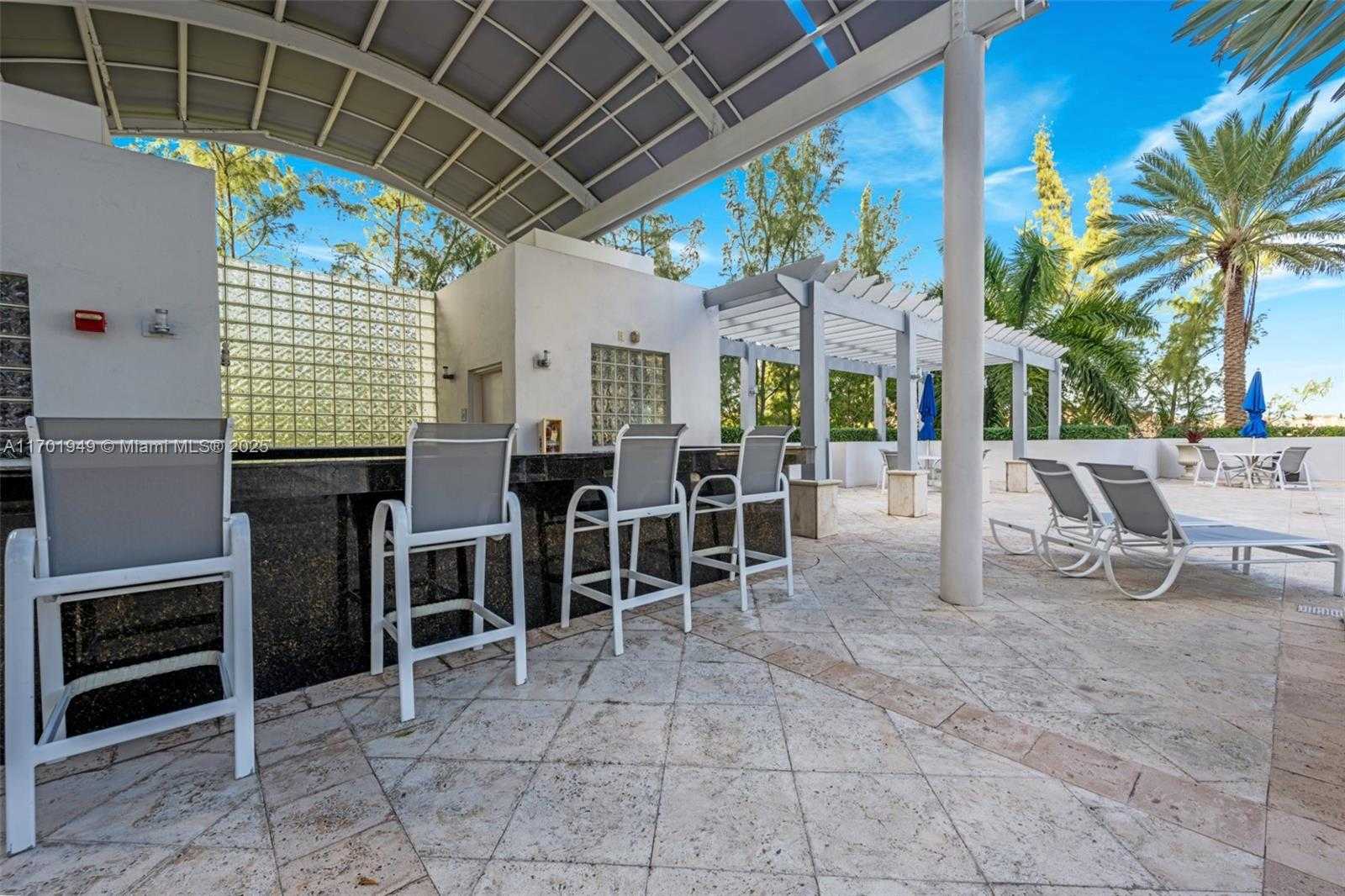 Small Image of 19400 TURNBERRY WAY #1012, Aventura Number 28