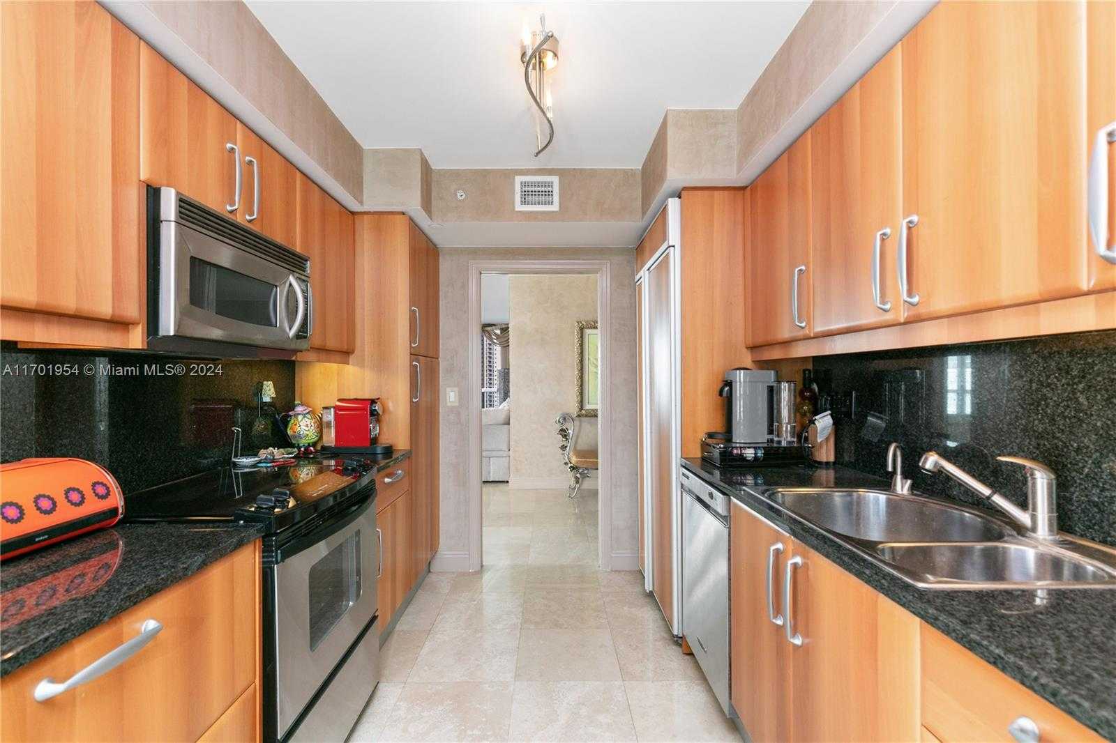 Small Image of 16500 COLLINS AVE #1451, Sunny Isles Beach Number 13