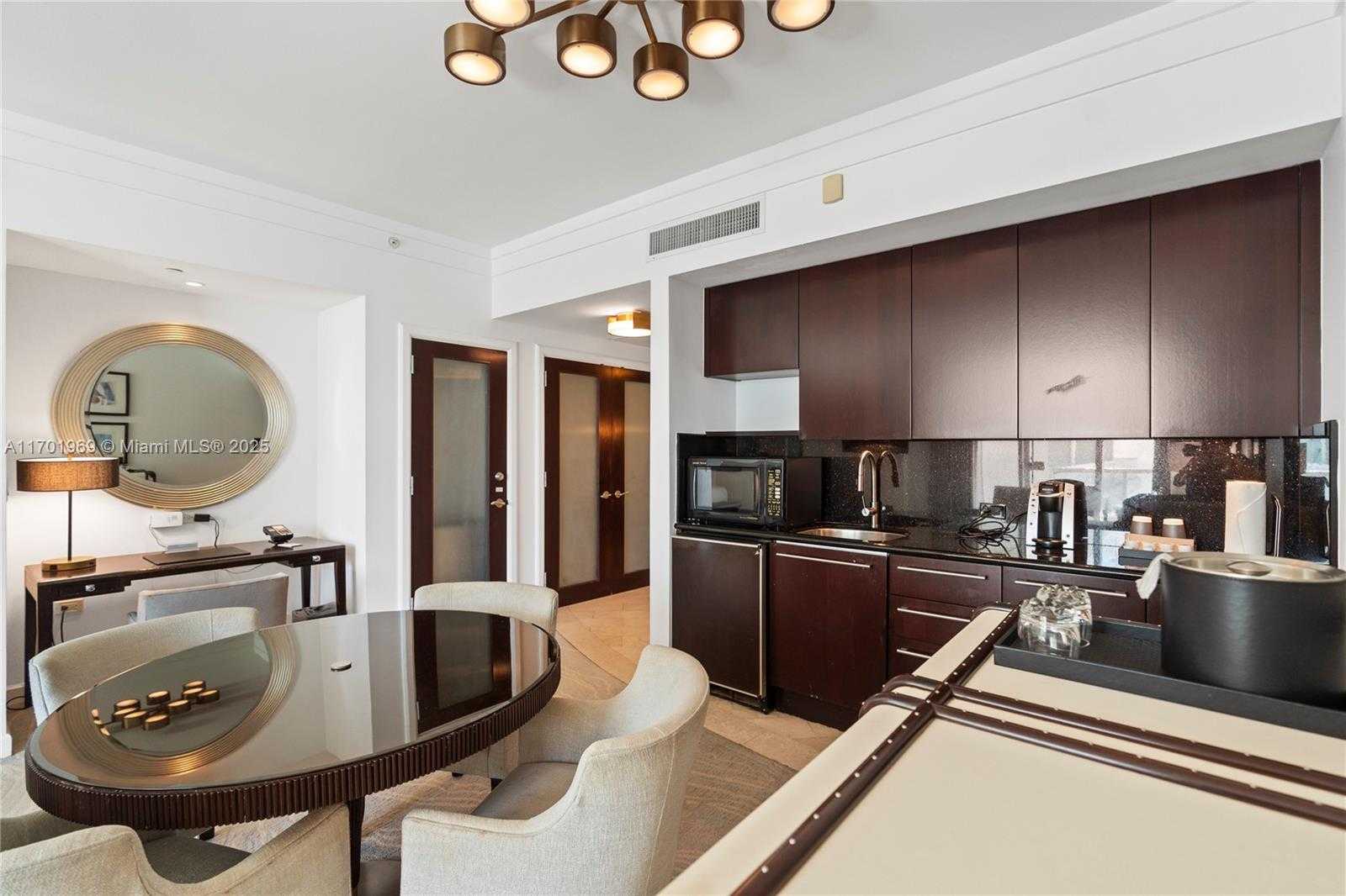 Small Image of 4391 COLLINS AVE #719, Miami Beach Number 12