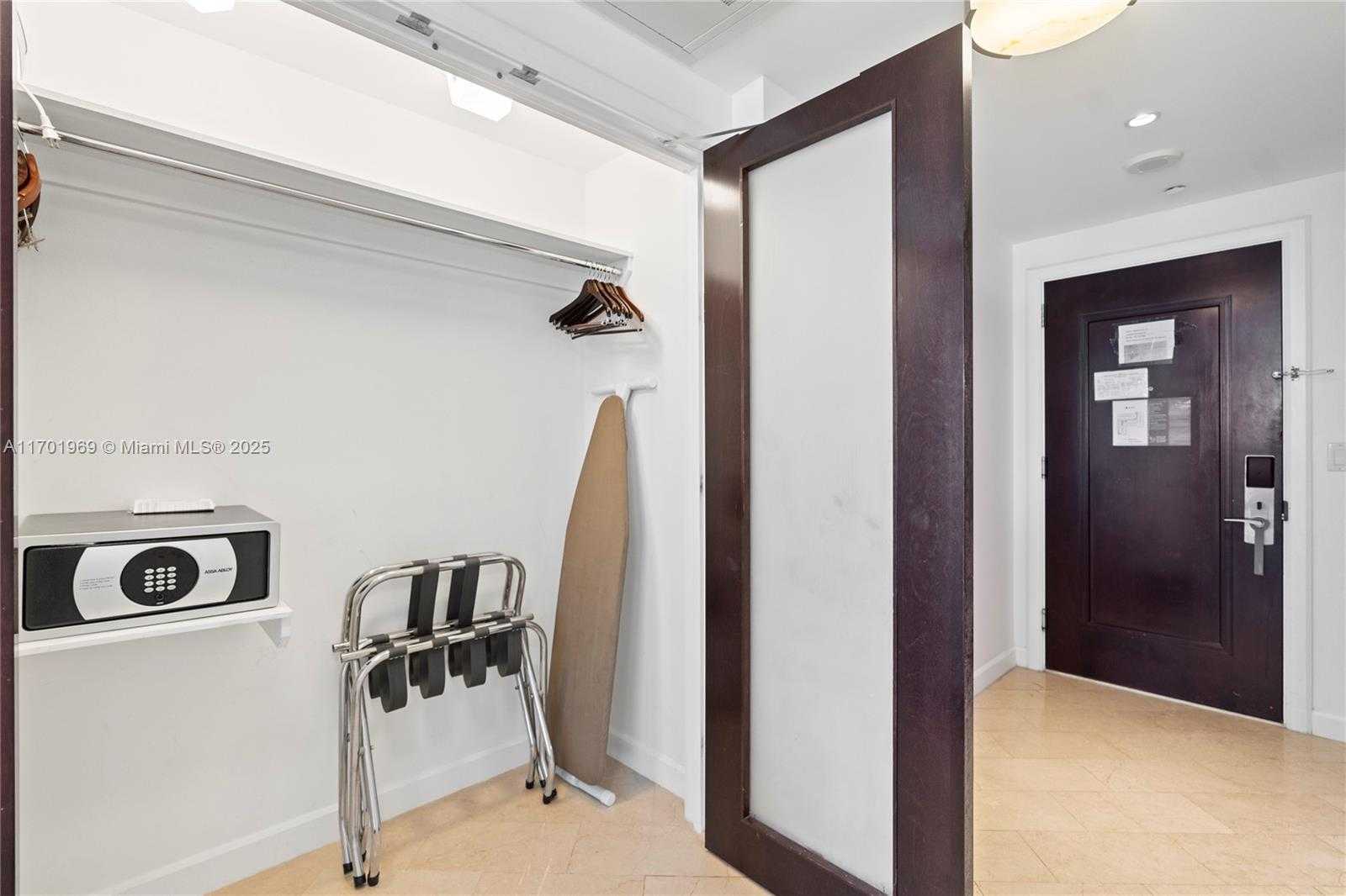 Small Image of 4391 COLLINS AVE #719, Miami Beach Number 20