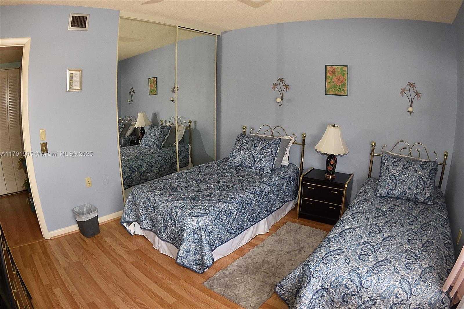 Small Image of 6085 BALBOA CIR #402, Boca Raton Number 13