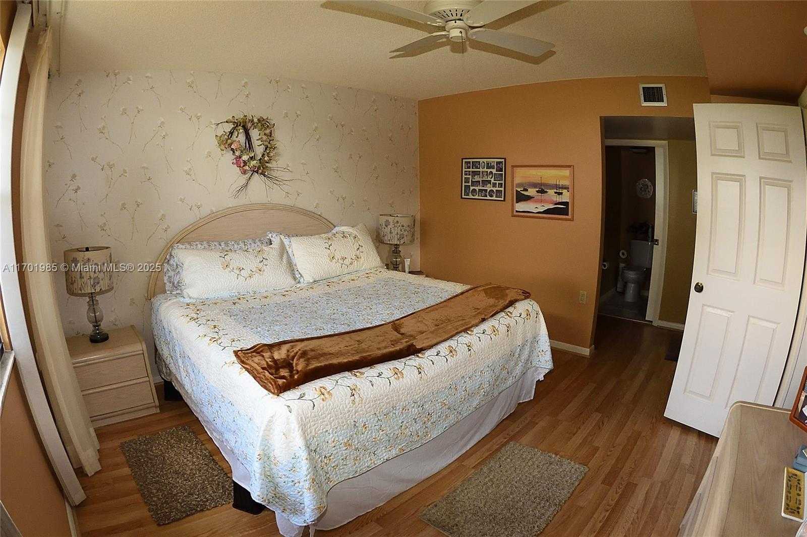 Small Image of 6085 BALBOA CIR #402, Boca Raton Number 9