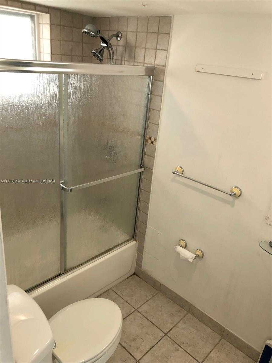 Small Image of 18900 NORTH EAST 14TH AVE #D204, Miami Number 8
