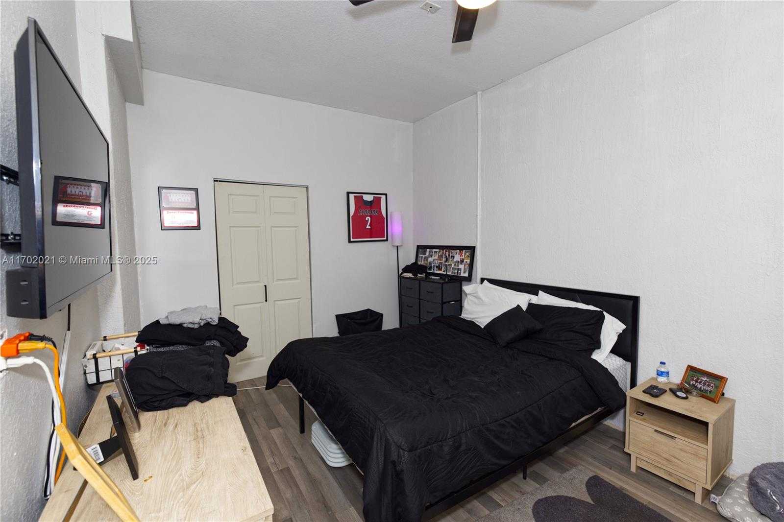 Small Image of 15435 SOUTH WEST 119TH TER #15435, Miami Number 35